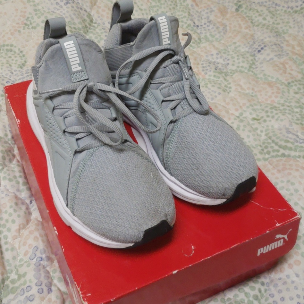 Junior Enzo Jr  Quarry-Puma Grey/White Sz 5C